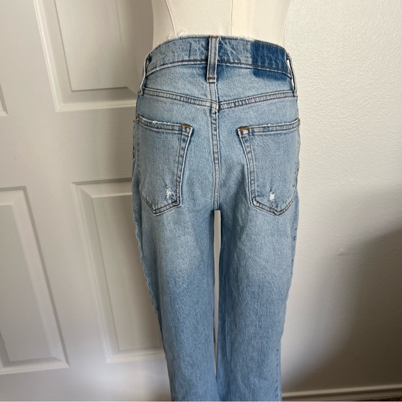 Abercrombie and Fitch the 90s ultra high-rise curve love jeans - Picture 5 of 6